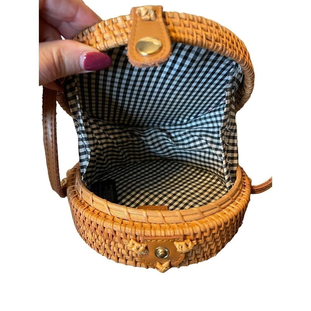 Urban Outfitters Round Hand Woven Straw Rattan Basket Purse Crossbody Bag Boho - Picture 5 of 10